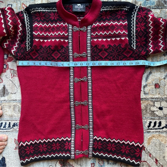NORLENDER made Norway red fair isle Voss cardigan - Picture 3 of 11